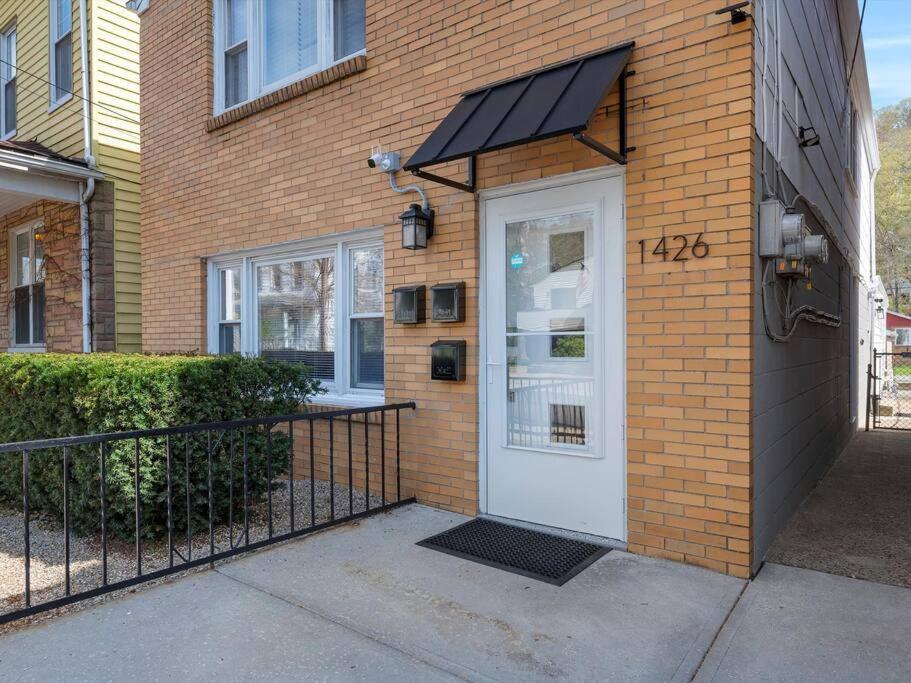 Apartamento Bright, Quiet And Modern 1bdr In Millvale, Lawrenceville